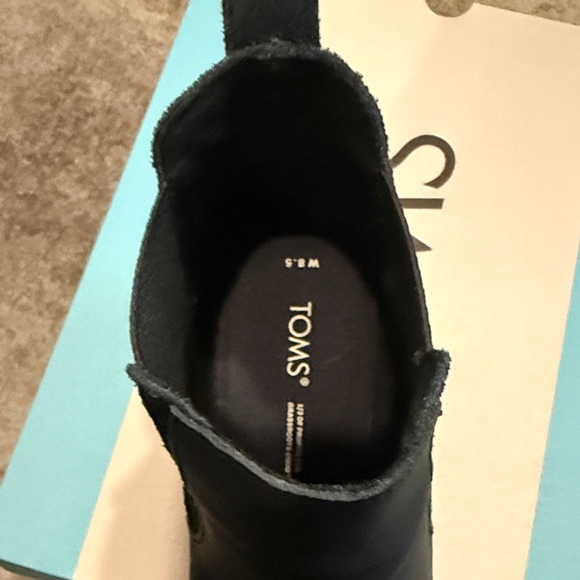 TOMS Women's Sleek Black Ankle Booties - Picture 3 of 8